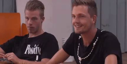 d1b72987943515e8b8a2c324f62ac212.gif