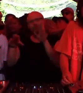 d1e724367c98682412914e42bbb85380.gif