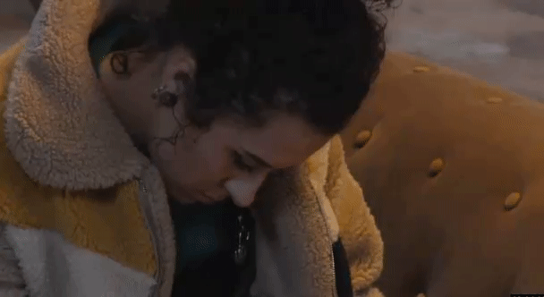 d4e9d8cd85e7db7bb085efd2fe987298.gif