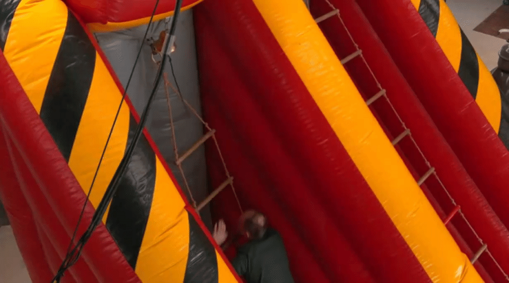 d5605864cb9149377e049de04a7a485b.gif