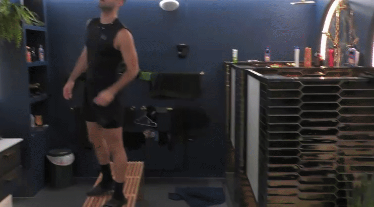d5fd000cd0996cfe7fc39791b793bb1d.gif