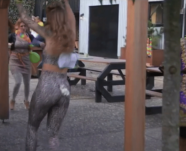 d7729e8ca99bbb59364e4e8e3f5d4955.gif