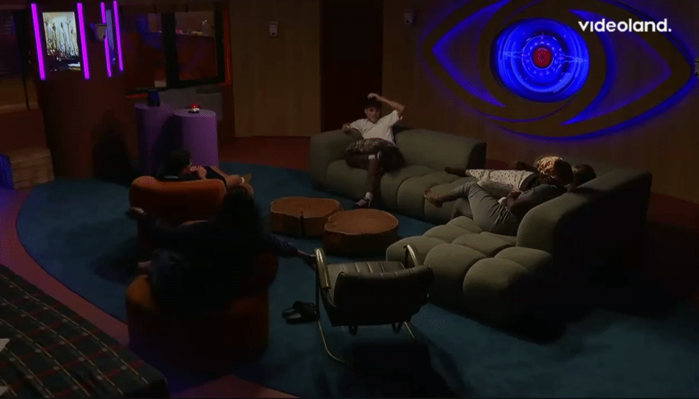 d7a7c5c04031deed2765405be09f7d94.gif