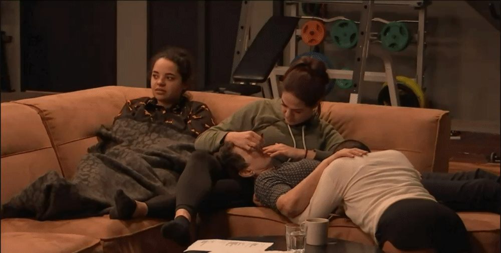 da42ffebde2c06fc17e5374496bbaaf8.gif