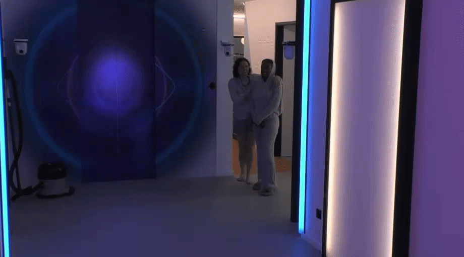db287ff813db5d8e072e44aa6dab2d64.gif