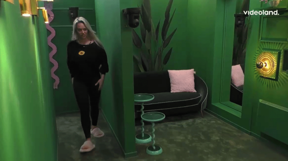 df157be801d46fa8ff00357567d533b2.gif