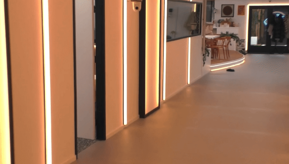 dfb78941604cbbb0bbcd006c3619c0e5.gif