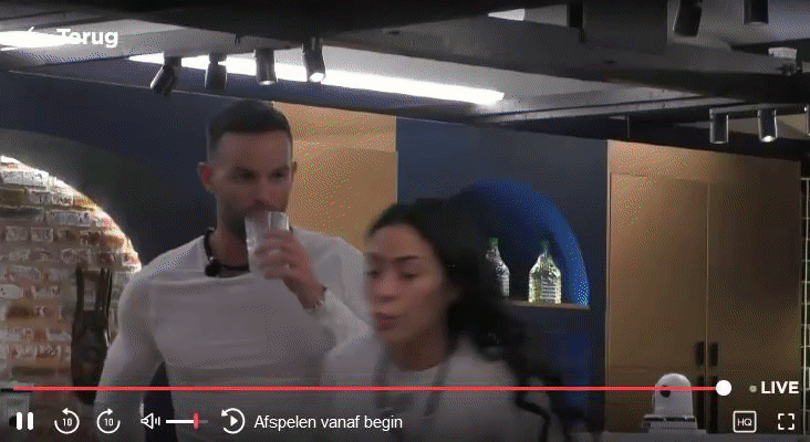 dfb8a47063997df88fe50cd0a401215a.gif