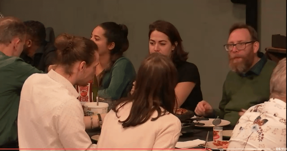 dfc0d1e6b6c344af84b879c4cf88d730.gif