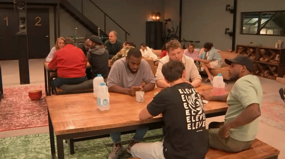 e013e69e5bc9eeba876aded689a734ef.gif