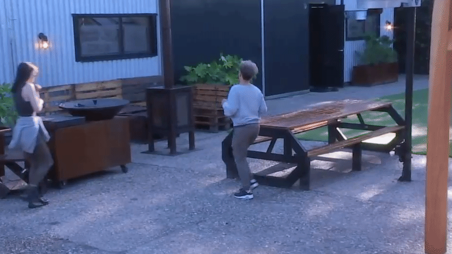 e497315b39c03f0fe8ca73b7964d5746.gif