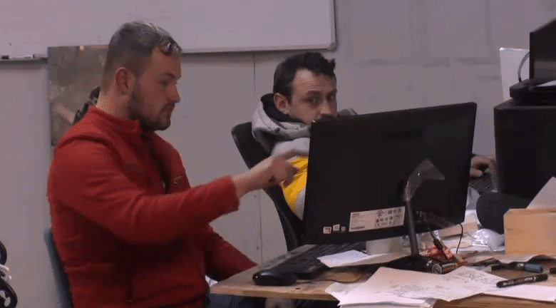 e4ede18ce3f1cbc71bca32d64805966c.gif