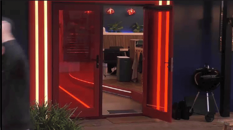e4ee91d1b006523b6e49af28d8447196.gif