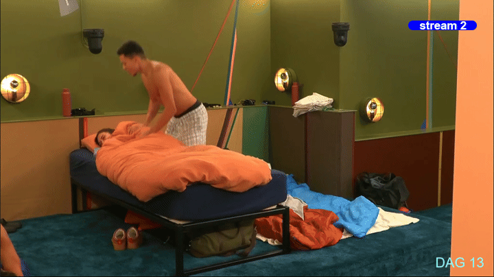 e51219703a5cae72032a8dfc98a572a4.gif