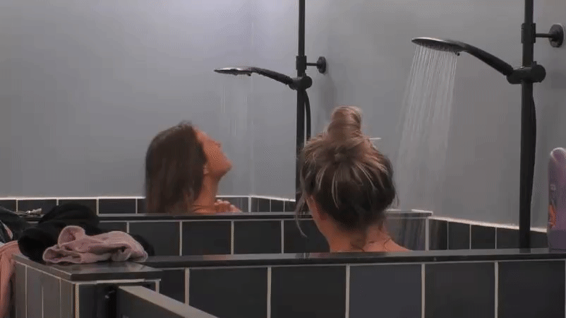e565aad3da8597c9c6d3206349c52328.gif