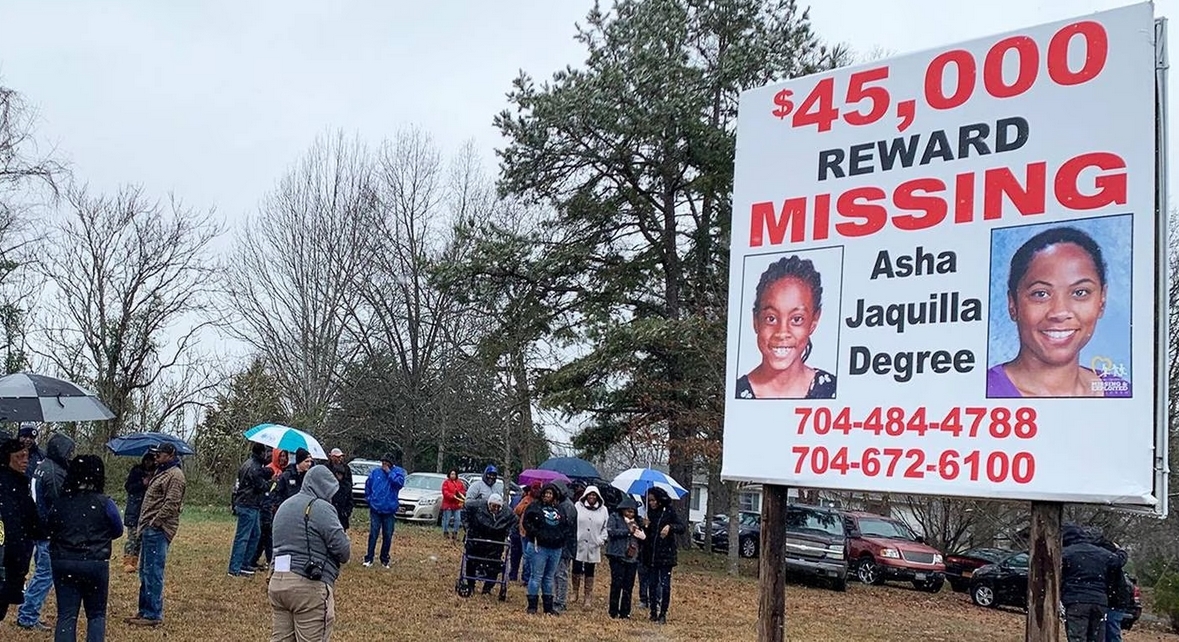 La extraña desaparición de Asha Degree Universo Paranormal