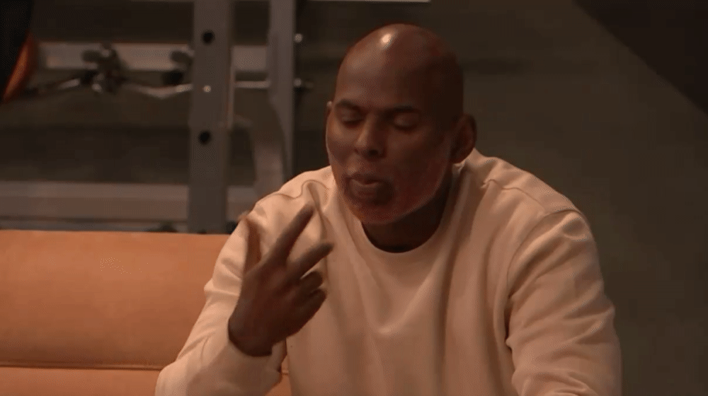 e795b34546b52e539c549596647bbef0.gif