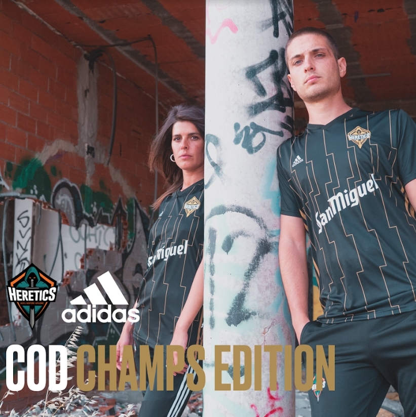La nueva camiseta de COD de Team Heretics. La nueva camiseta de COD de Team Heretics.