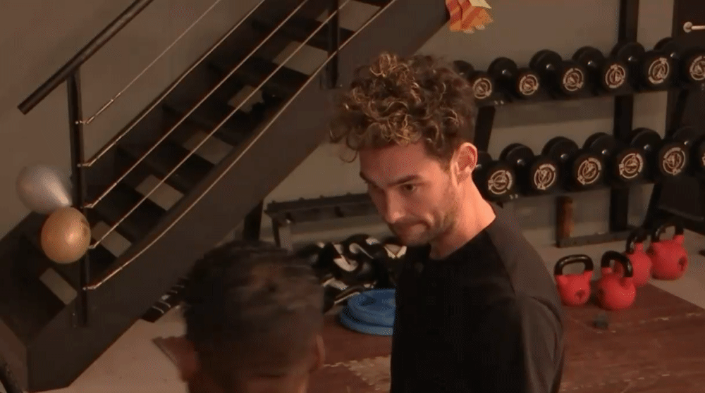 e86a559d66917a68128853283e1b9d09.gif