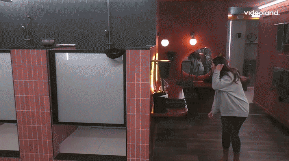 e964c125d64615bec17a1ab7d83b60c0.gif