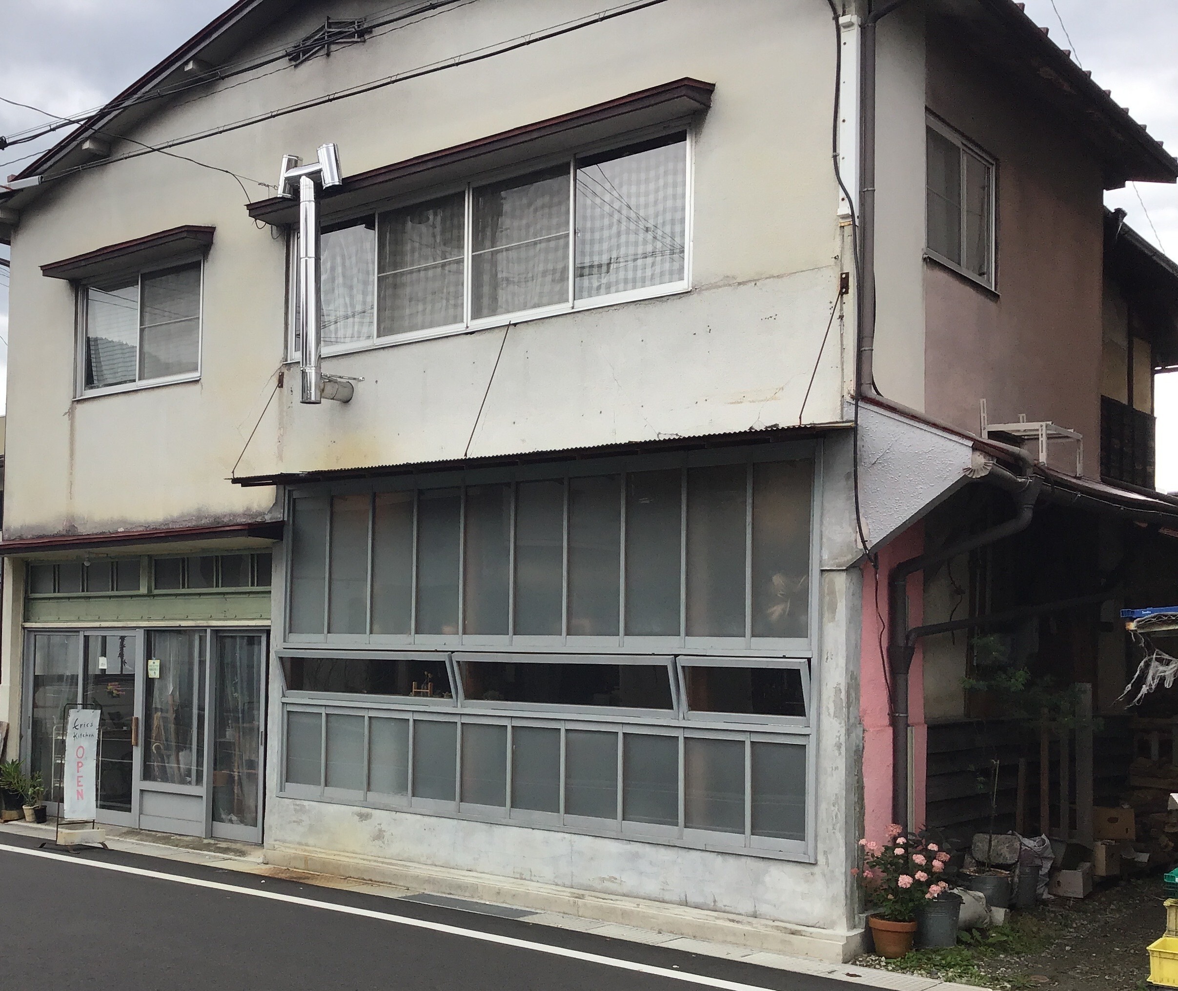 お店外観