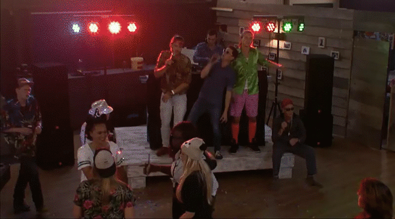 ecab2b7dbb08212527841bec4760932b.gif