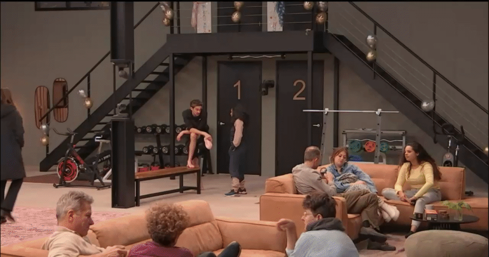 ef87027bc91d70c08d07a2f428fc3557.gif