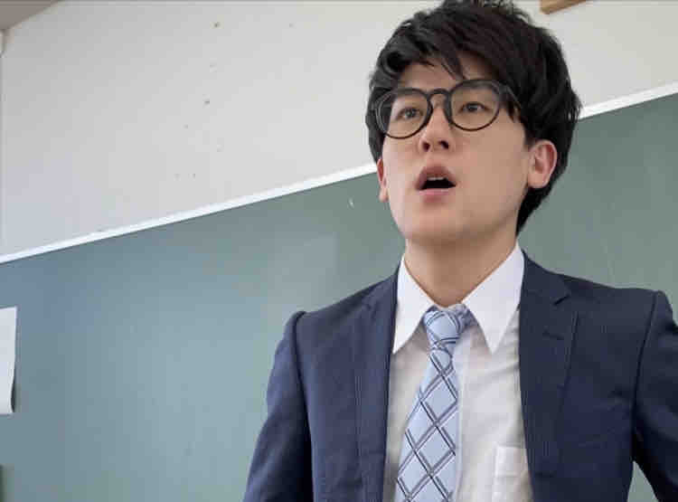 有輝