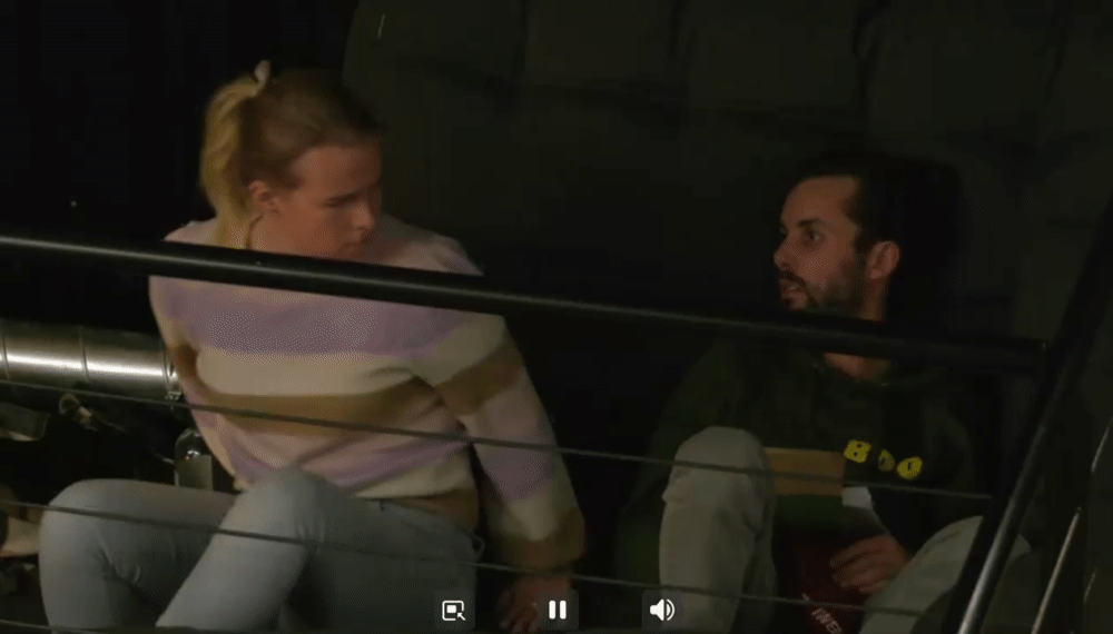f29a41885329d2baafa1d2bdd3e92b66.gif