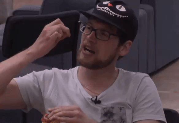 f395d88ea8c51bc5ea6483e068fa9cb4.gif