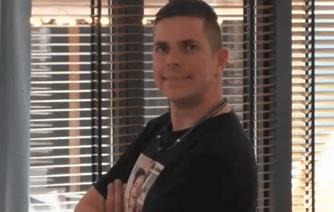 f3e23982154ec3af4d440409d09eb572.gif