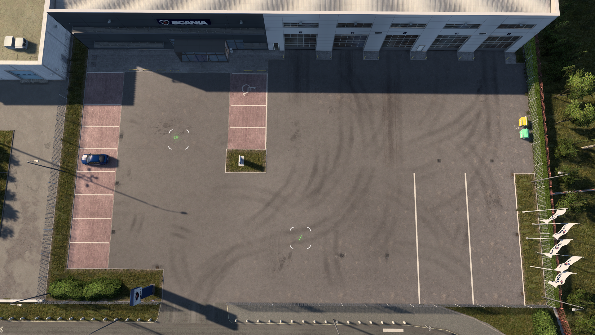 一般駐車場 Public Slot / 整備工場 Service Station