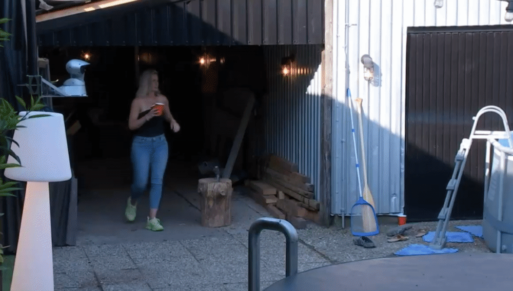 f613fc18aa397e0ac09666b0c15e4c8d.gif