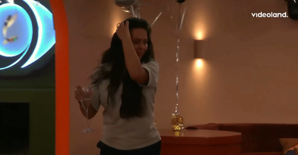 f9078cb50703989cb7520eb5115df6b2.gif