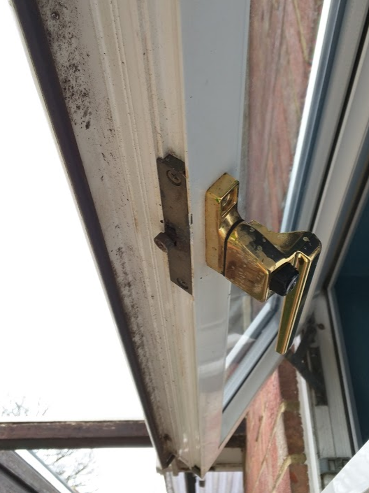 Can anyone identify this UPVC Window Lock/Mechanism ? AVForums