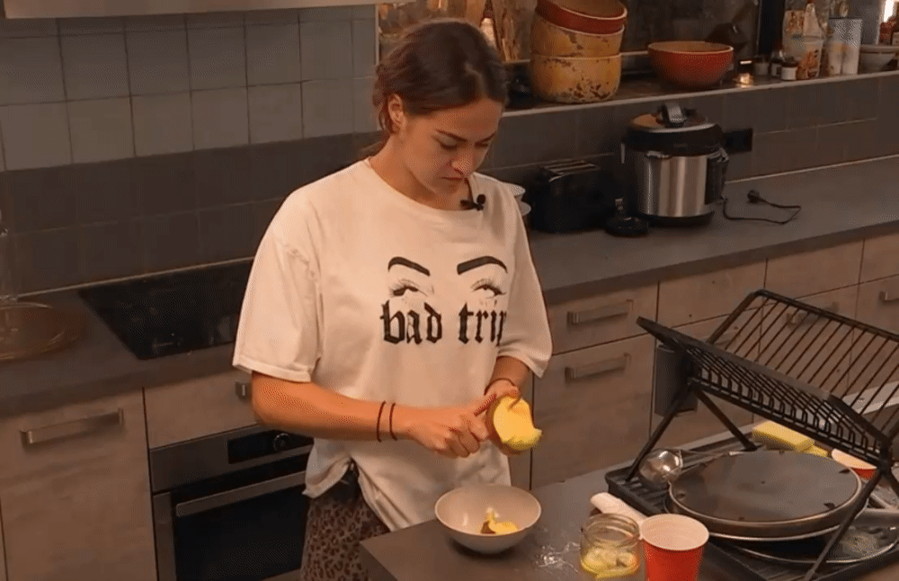 fb5accc541a41b5d363105ee71562940.gif