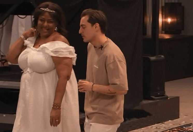 fbbc5e6ba2b13050203fe156297c9be0.gif