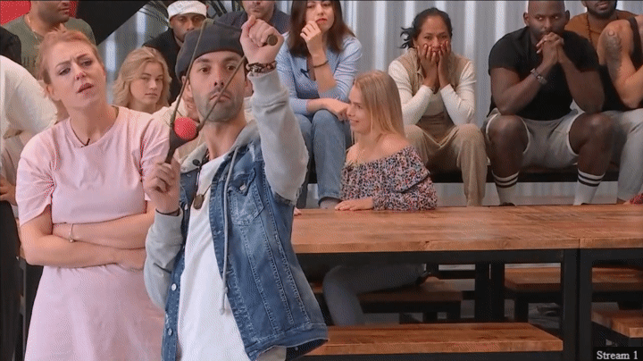 fedb7d03214093a8d53bf1e34909a177.gif