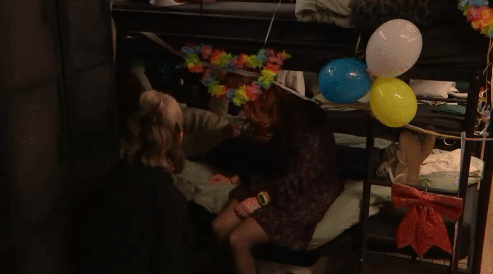 ffe10e14e10b835e6bec84f551245d24.gif